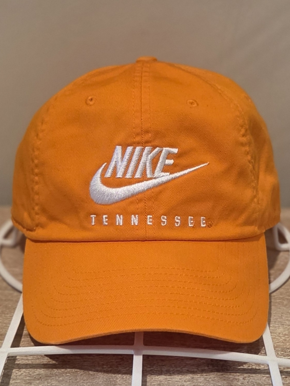 Nike Heritage 86 University of Tennessee Strapback Hat - Orange & White - OSFA